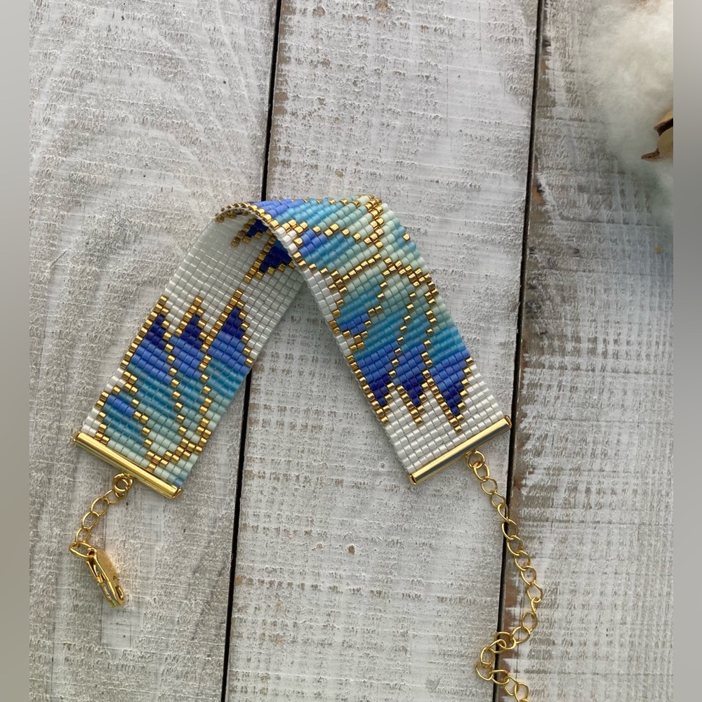 NYMPH handmade beaded loom bracelet with adjustable closure
